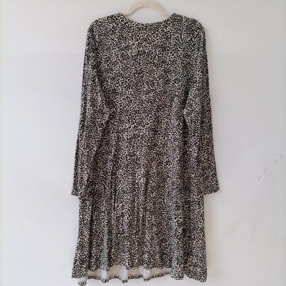 Old Navy Womens White Long Sleeve Round Neck Leopard Print Midi Dress Size XL - Picture 4 of 7